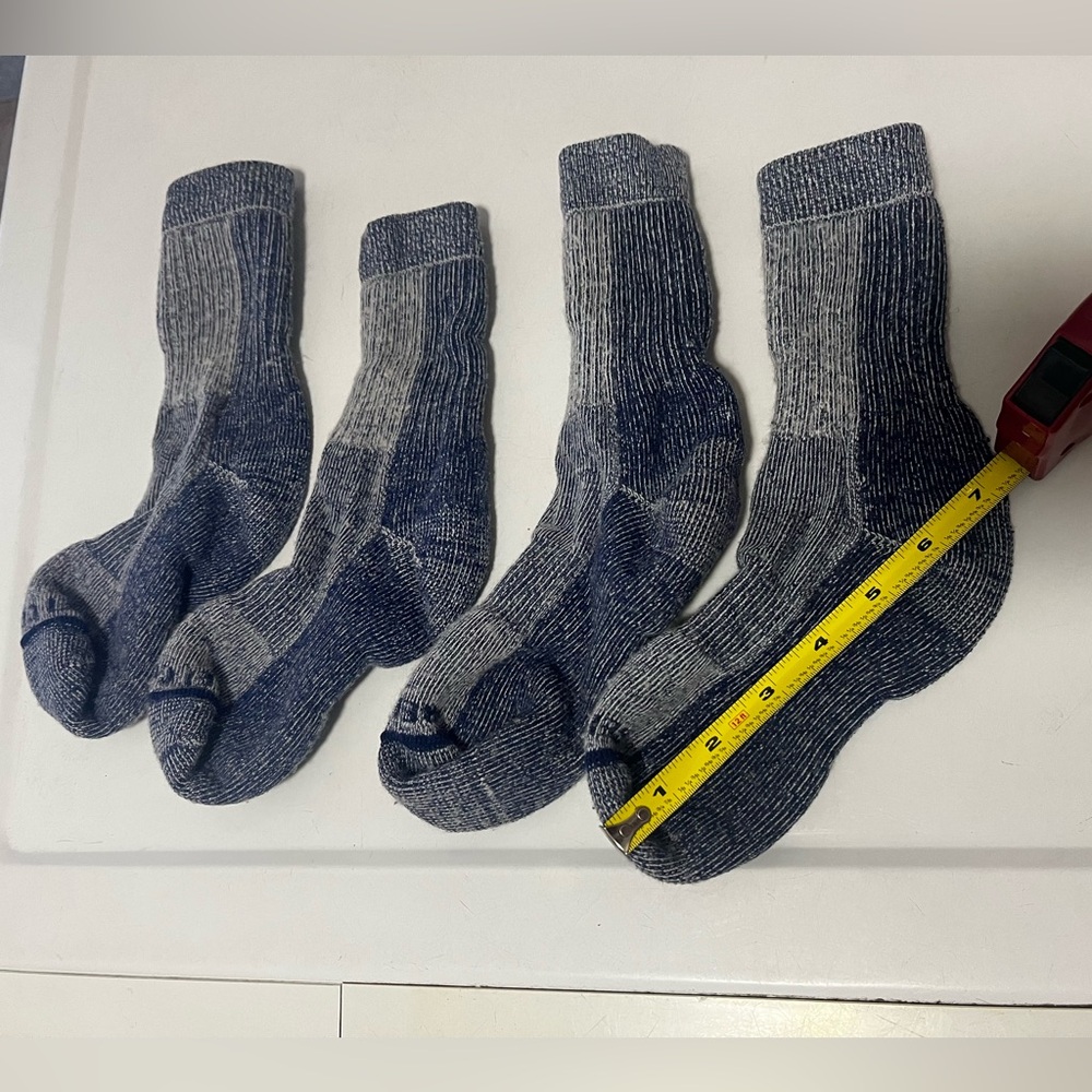 Kids REI wool socks 5-7 year olds
